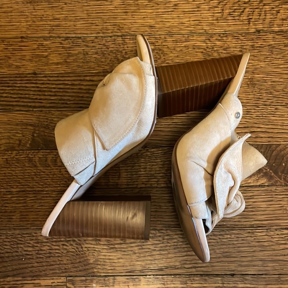 Sam Edelman Slide On Block Heel Suede Sandals - Picture 5 of 7